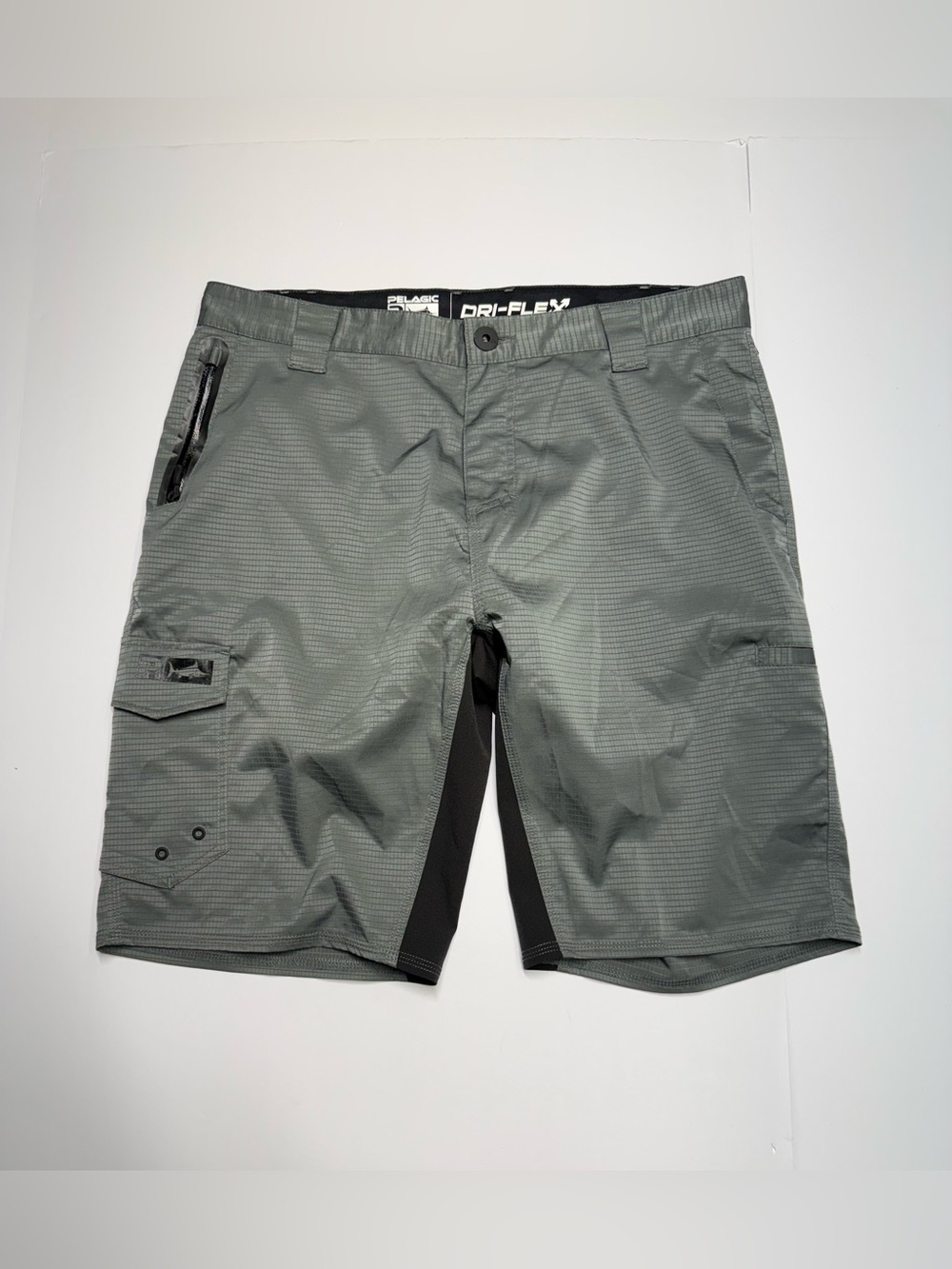 Pelagic Dri-Flex Fishing Shorts Men’s Size 34 Ripstop Pattern Gray No Tag New
